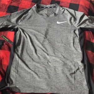 Nike Men’s training T-shirt✨Available for a limited time